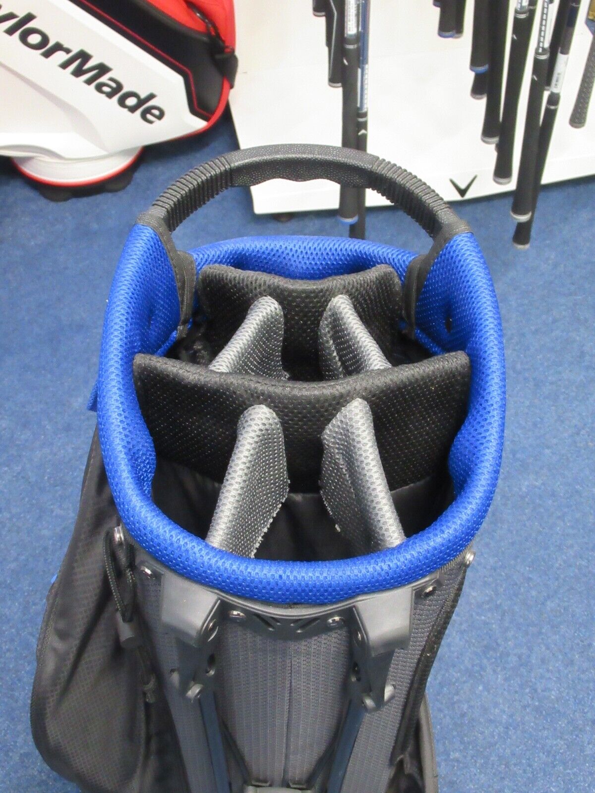 Hotsell Taylormade Stand Bag 7 Way Divider Carry Golf Bag Blue 7 Zip Pockets