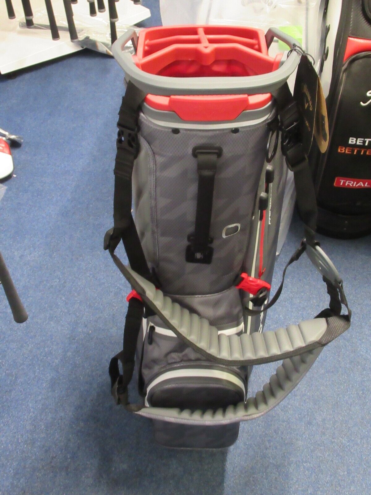 new callaway golf fairway + hyper dry waterproof stand bag charcoal grey/red