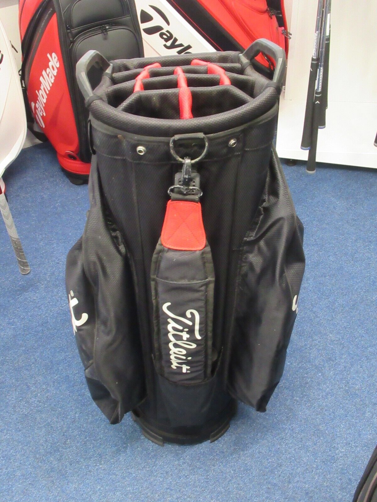 used titleist stadry waterproof 14 way cart bag black/red