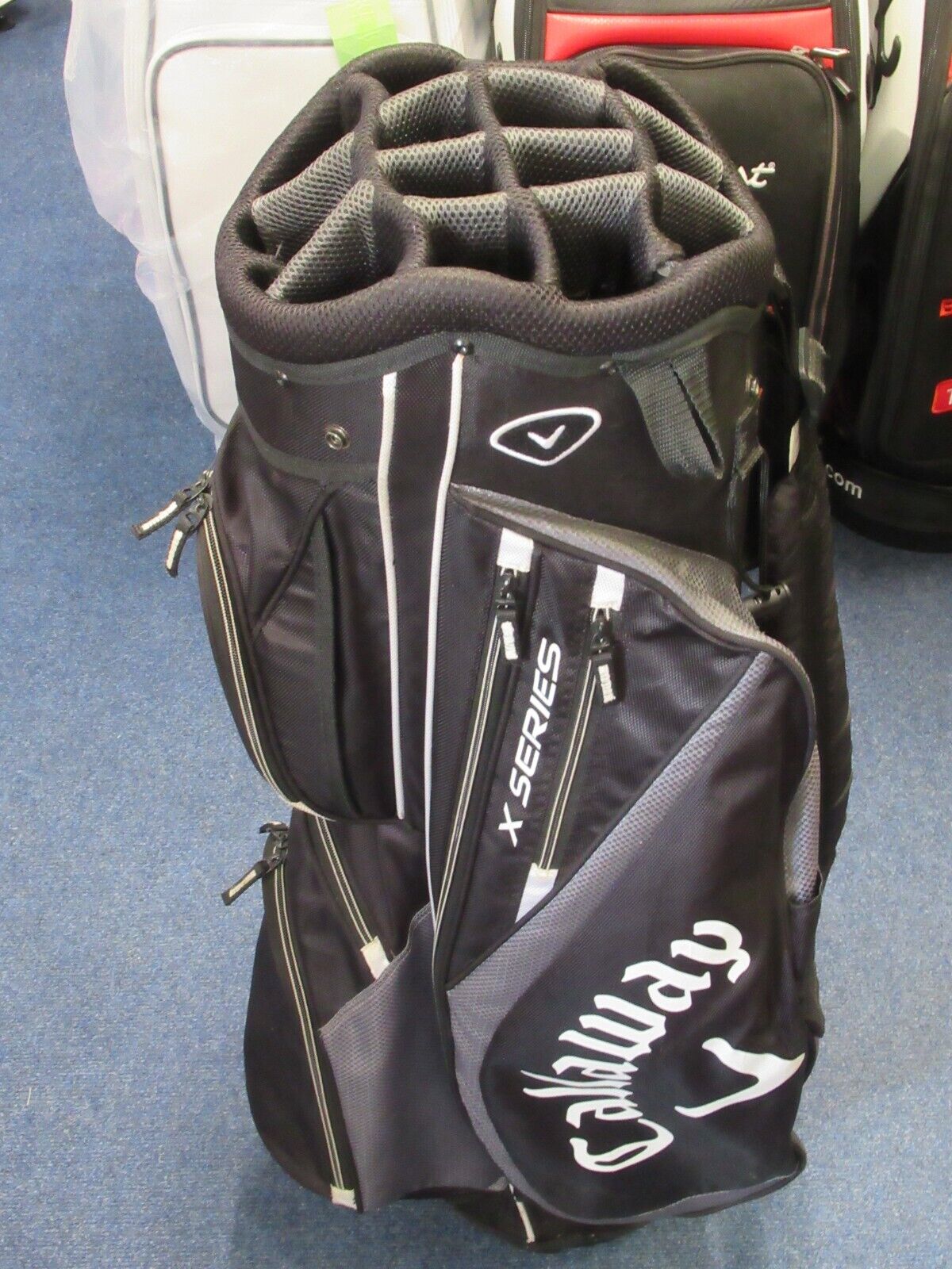 used callaway x series 14 way black/white/grey cart bag