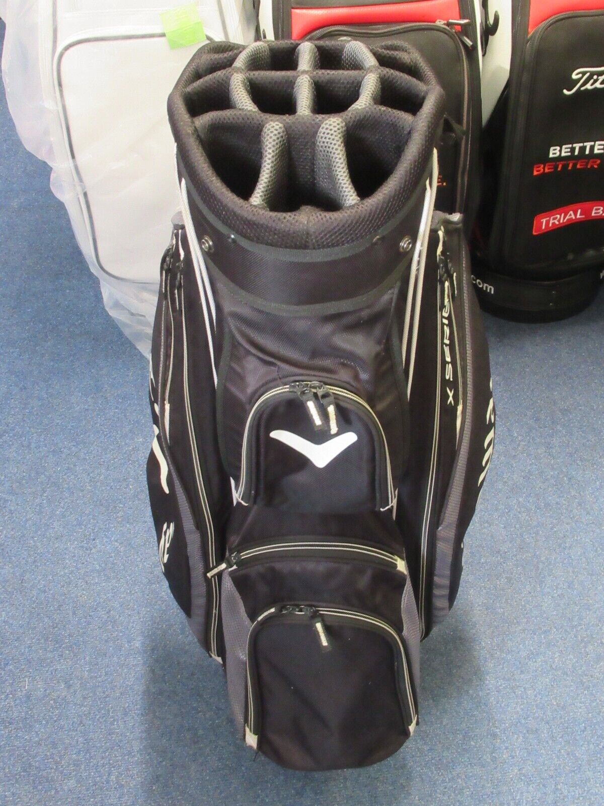 used callaway x series 14 way black/white/grey cart bag