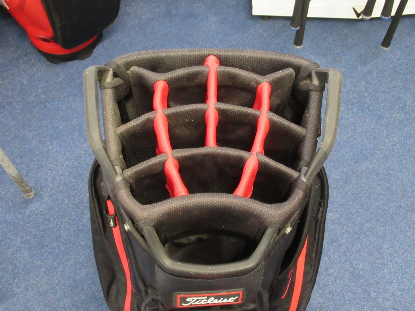 used titleist stadry waterproof 14 way cart bag black/red