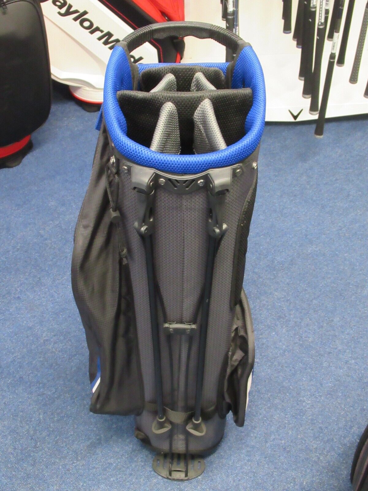 new taylormade 7 way divider stand bag black/grey/blue includes rain hood